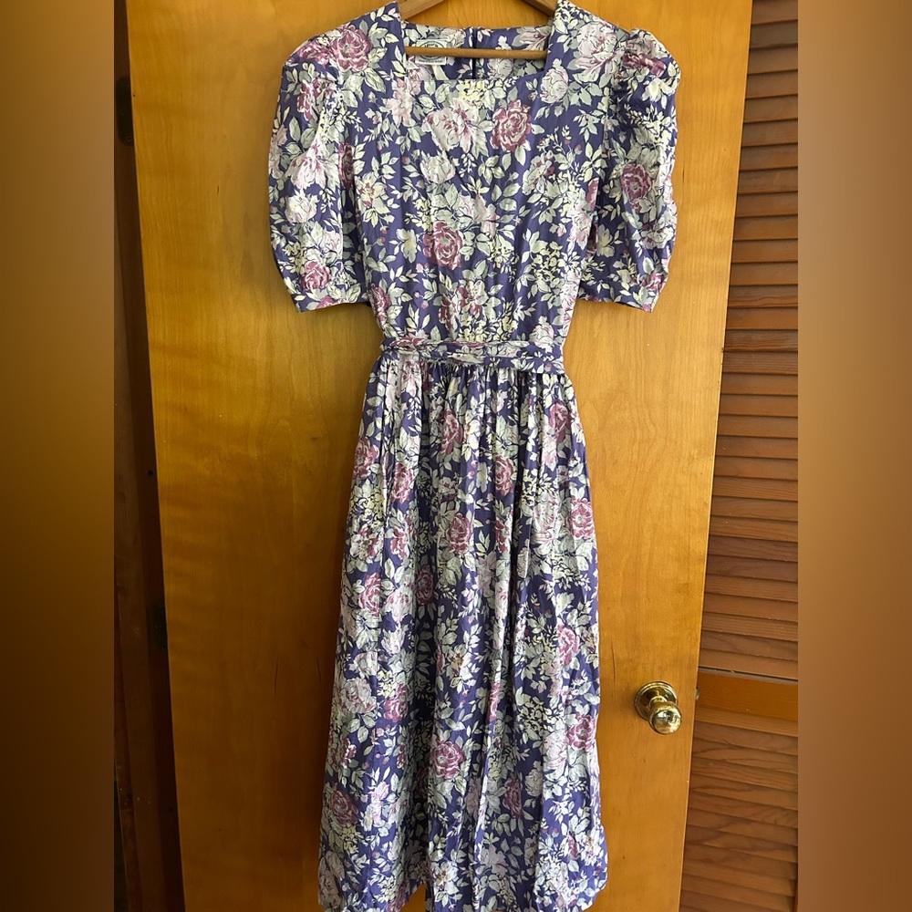 Laura Ashley Lavender and Cream Floral Dress vintage